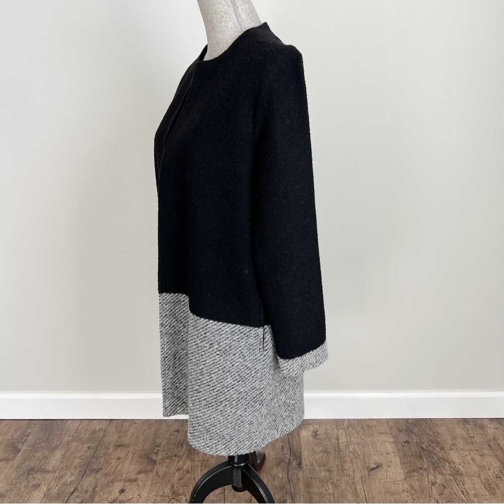 Tahari Wool Cardigan Jacket Colorblock Duster Jacket Black Grey Stripe Medium - Picture 5 of 16
